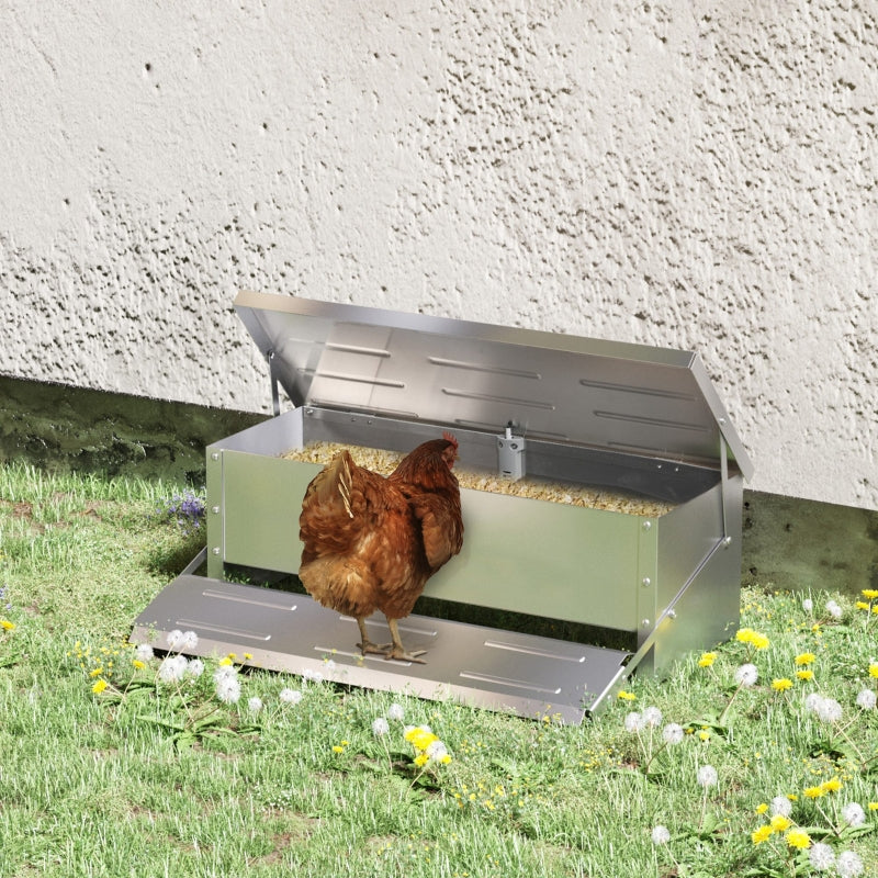 Step Control Automatic Chicken Feeder up to 22.5lbs Food Storage